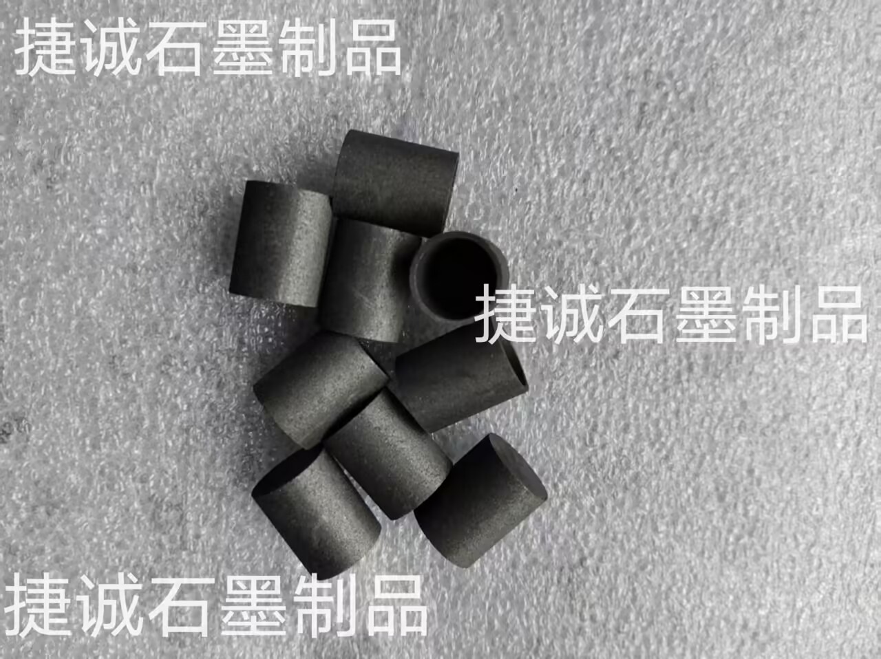 石墨坩堝，等靜壓石墨坩堝，高純石墨坩堝，分析儀器石墨坩堝，熔金石墨坩堝，石墨坩堝加工，石墨坩堝生產(chǎn)廠家