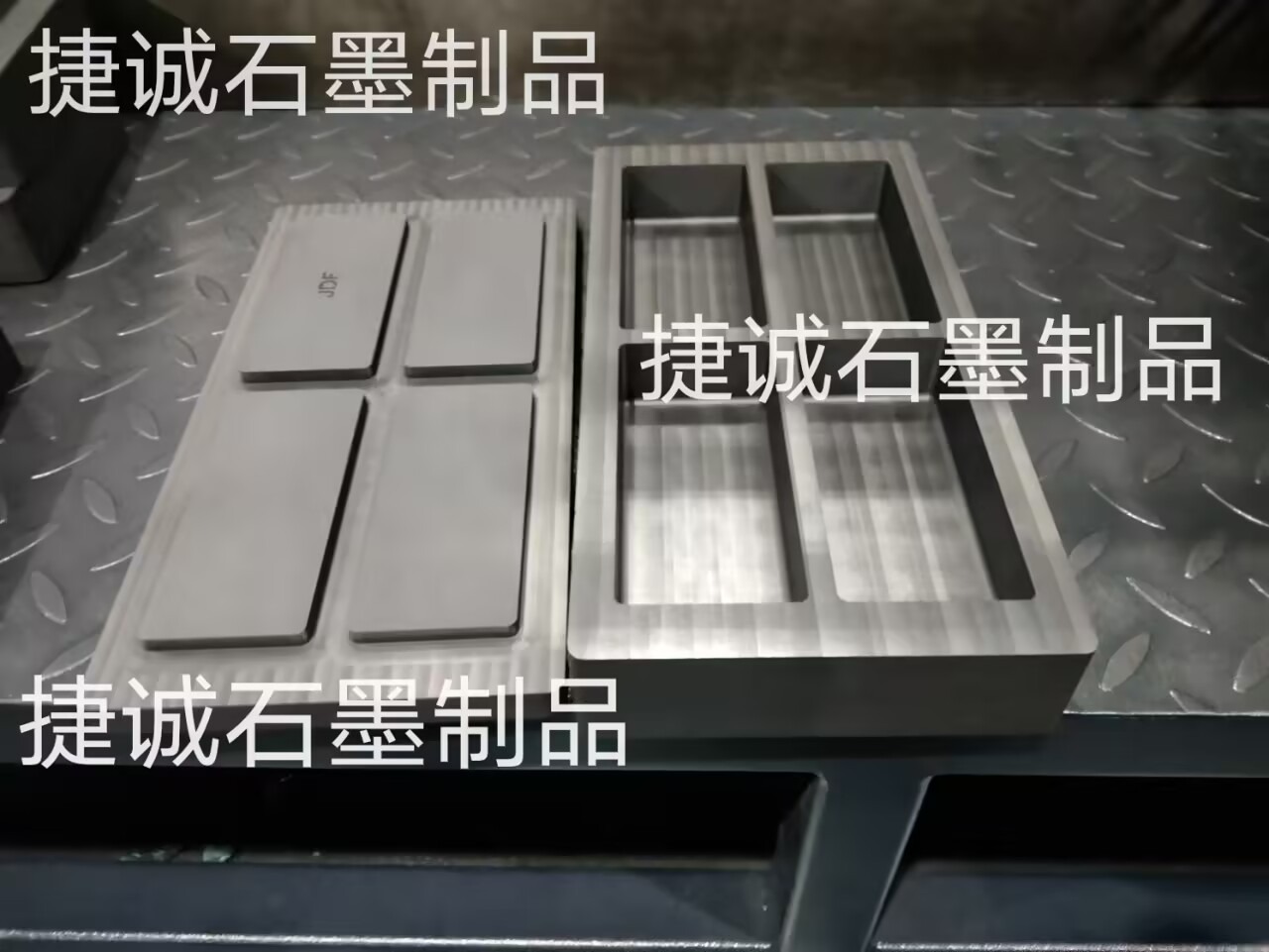 石墨油槽，高溫金屬倒模槽，高純度石墨油槽，多槽石墨油槽石墨模具石墨坩堝，四件套多槽石墨油槽，鑄錠石墨模具，石墨油槽加工，石墨油槽生產(chǎn)廠家