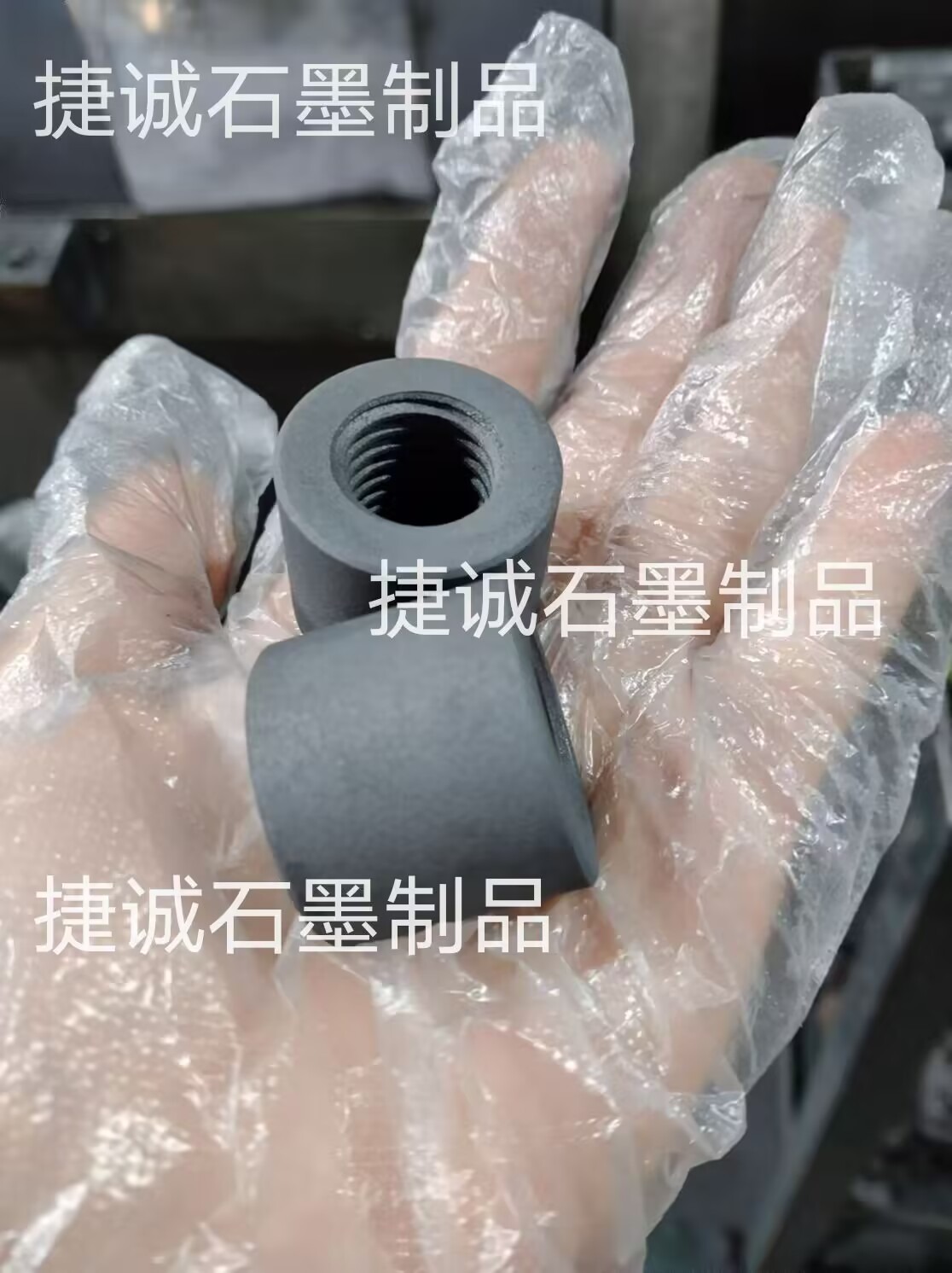真空爐石墨螺母，真空爐石墨件，真空爐石墨配件，真空爐石墨件石墨螺母，真空爐石墨發(fā)熱元件，真空爐石墨配件石墨螺母，真空爐石墨件生產(chǎn)廠家，真空爐石墨件加工廠